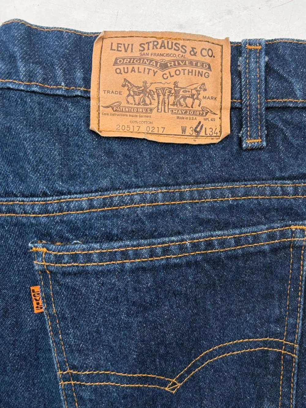 Vintage Levis Orange Tab 20517-0217 Sz 36 Made In USA Dark Wash Bootcut Jeans